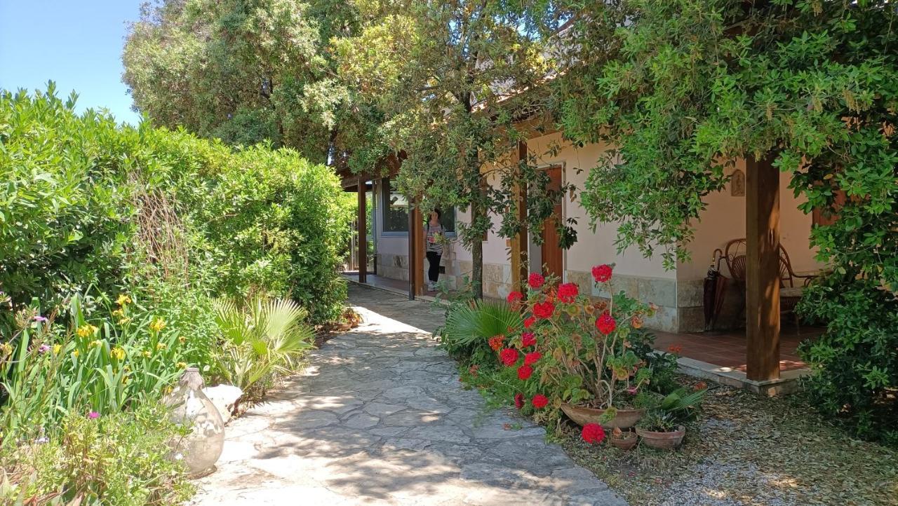 Agriturismo Le Vedute Bisceglie Exteriör bild